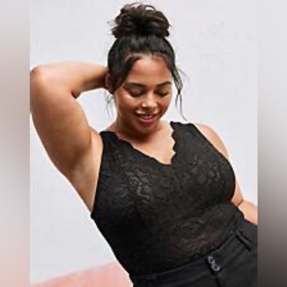 Torrid Super Soft Black Lace Bodysuit Sleeveless Torrid Size 00/Size 10, sexy!